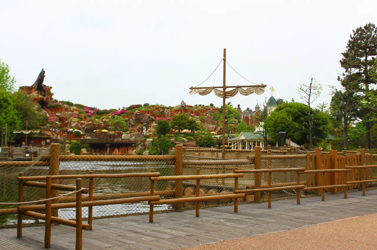 東京ディズニーランド　クリッターカントリー