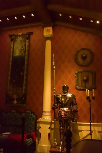 東京ディズニーシー　ファンタジースプリングス　アナとエルザのフローズンジャーニー　待機列
