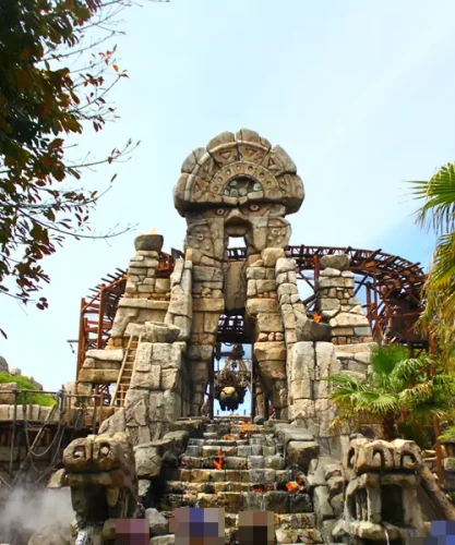 東京ディズニーシー　レイジングスピリッツ