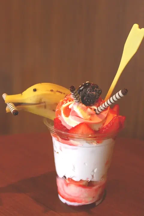 八景島シーパラダイス　コバラカフェ　イルカパフェ