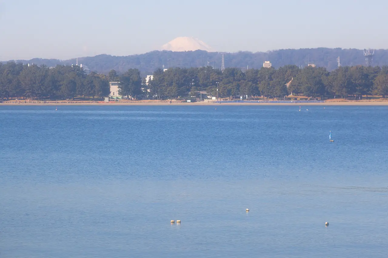 八景島シーパラダイス　西浜から見る富士山