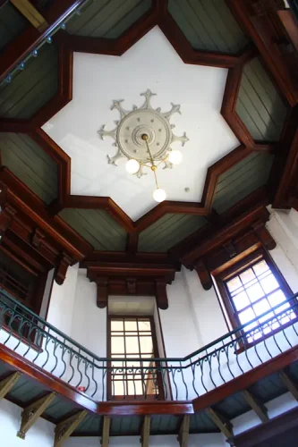 盛岡観光　岩手銀行赤レンガ館