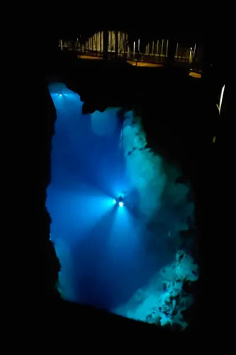 岩手　龍泉洞　第1地底湖