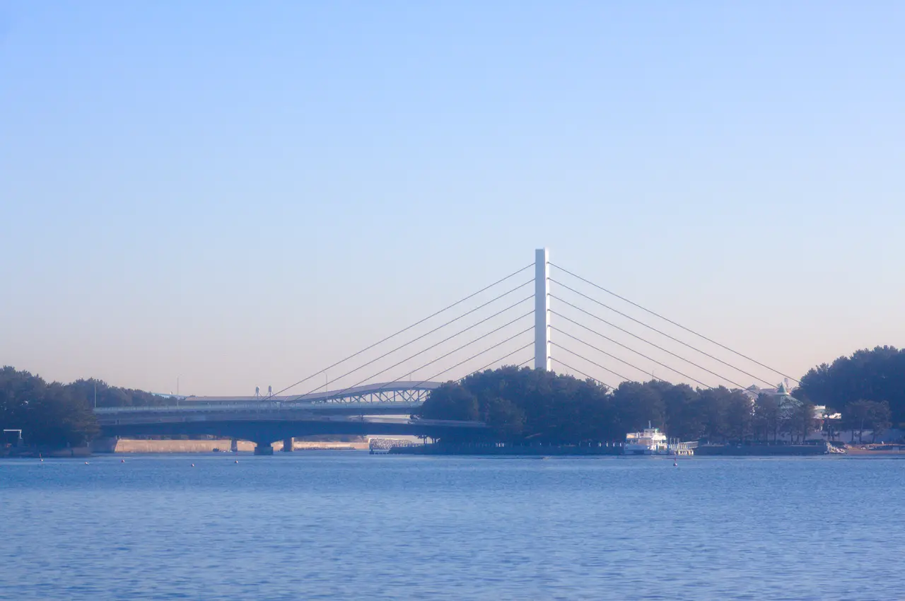 神奈川　横浜　海の公園　柴航路橋